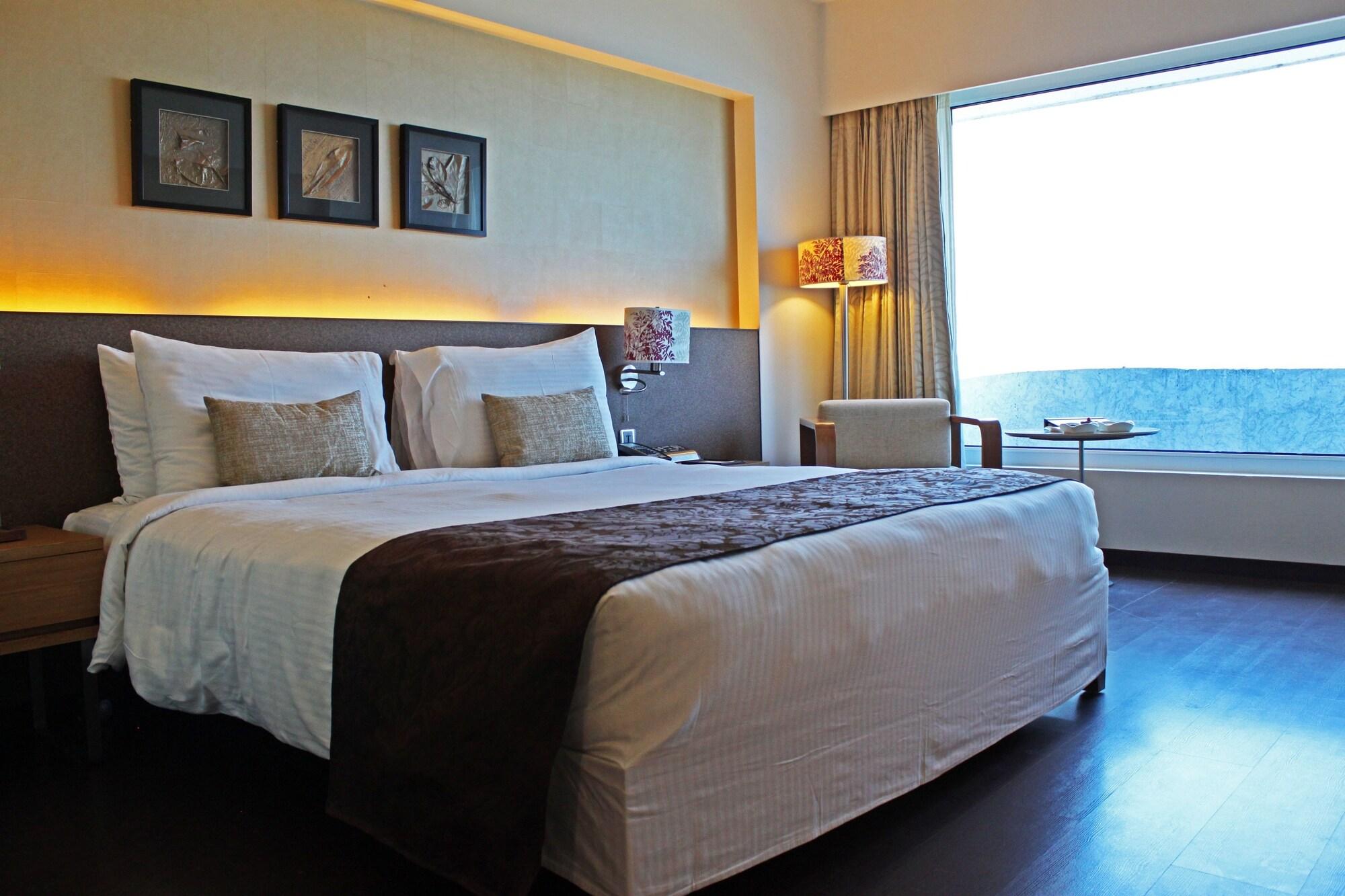 Fortune Select Sg Highway, Ahmedabad - Member Itc Hotels' Group Εξωτερικό φωτογραφία