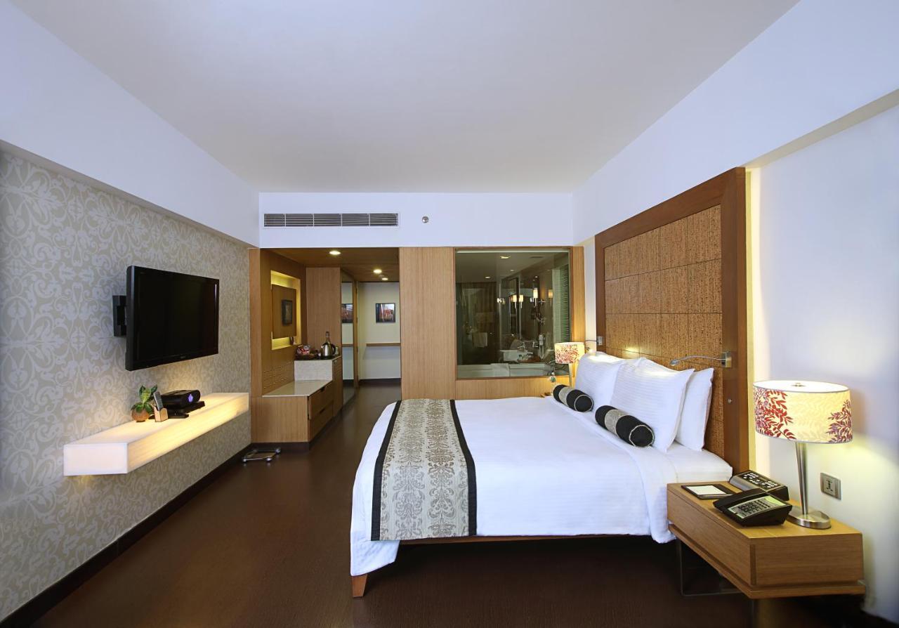 Fortune Select Sg Highway, Ahmedabad - Member Itc Hotels' Group Εξωτερικό φωτογραφία