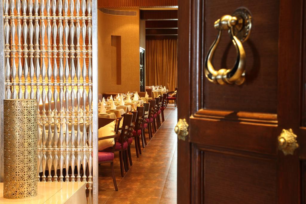 Fortune Select Sg Highway, Ahmedabad - Member Itc Hotels' Group Εξωτερικό φωτογραφία