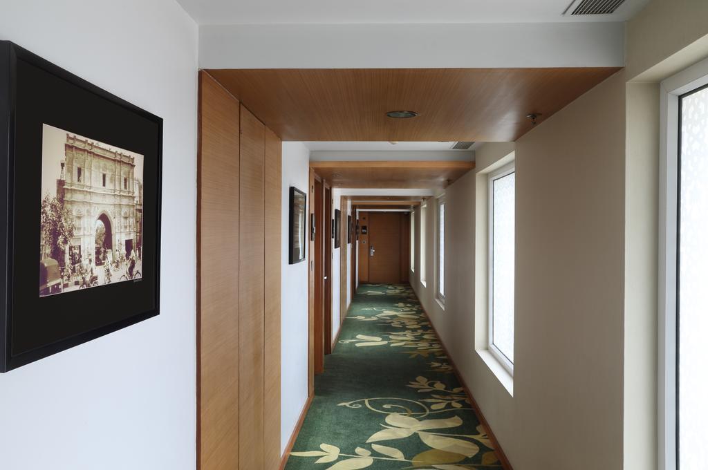 Fortune Select Sg Highway, Ahmedabad - Member Itc Hotels' Group Εξωτερικό φωτογραφία