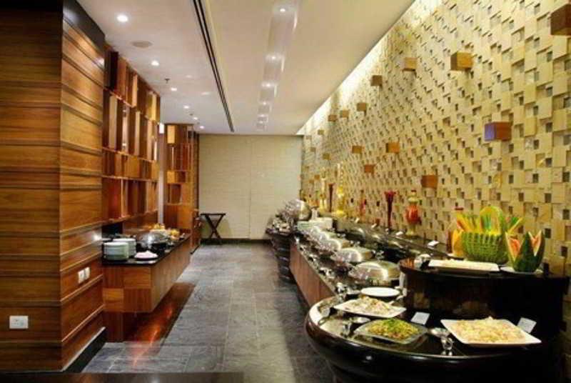 Fortune Select Sg Highway, Ahmedabad - Member Itc Hotels' Group Εξωτερικό φωτογραφία